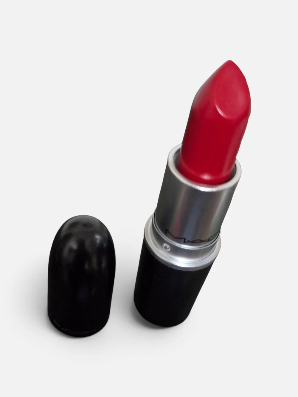 MAC Lustre Lipstick 